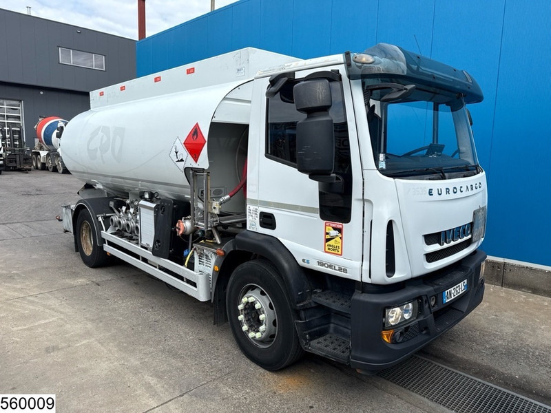 Iveco Eurocargo 190EL28 EURO 5, Fuel, 13390 liter, 4 Comp - Tanker truck: picture 2 Iveco Eurocargo 190EL28 EURO 5, Fuel, 13390 liter, 4 Comp - Tanker truck: picture 2
