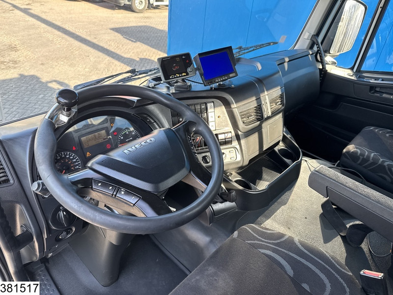 Iveco Trakker 360 - Dropside/ Flatbed truck, Crane truck: picture 5 Iveco Trakker 360 - Dropside/ Flatbed truck, Crane truck: picture 5