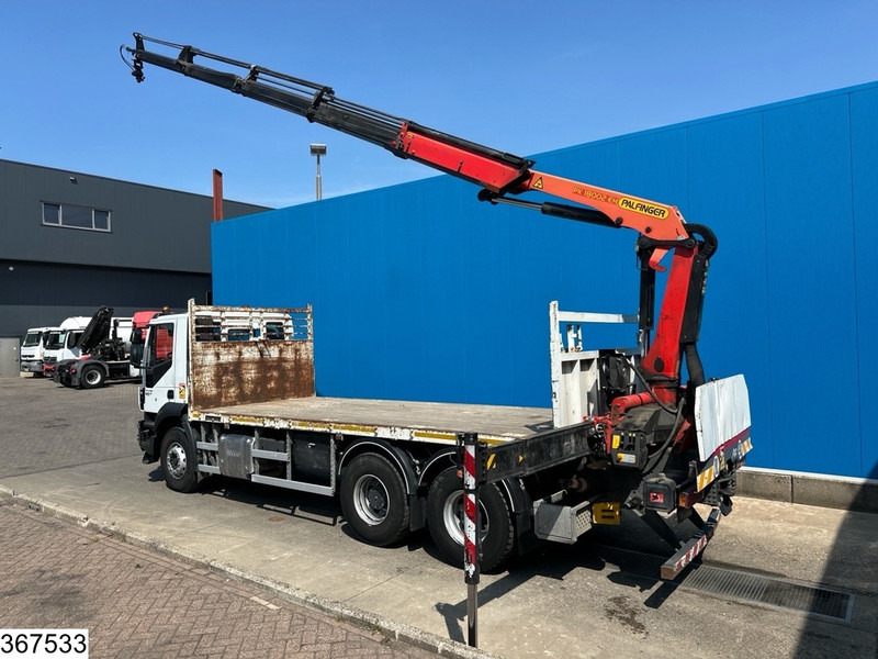 Iveco Trakker 410 6X4, EURO 6, Retarder, Palfinger - Dropside/ Flatbed truck, Crane truck: picture 4 Iveco Trakker 410 6X4, EURO 6, Retarder, Palfinger - Dropside/ Flatbed truck, Crane truck: picture 4