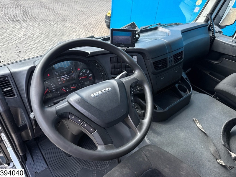 Iveco X-Way 360 6X4, EURO 6, Steel suspension, Palfinger - Dropside/ Flatbed truck, Crane truck: picture 5 Iveco X-Way 360 6X4, EURO 6, Steel suspension, Palfinger - Dropside/ Flatbed truck, Crane truck: picture 5