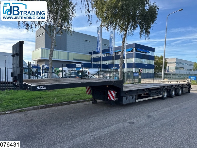 Lecinena Semie 42,000 kg, steering axle - Low loader semi-trailer: picture 1 Lecinena Semie 42,000 kg, steering axle - Low loader semi-trailer: picture 1