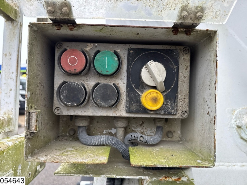 Concrete mixer semi-trailer Liebherr Betonmixer Liebherr 10m3: picture 11