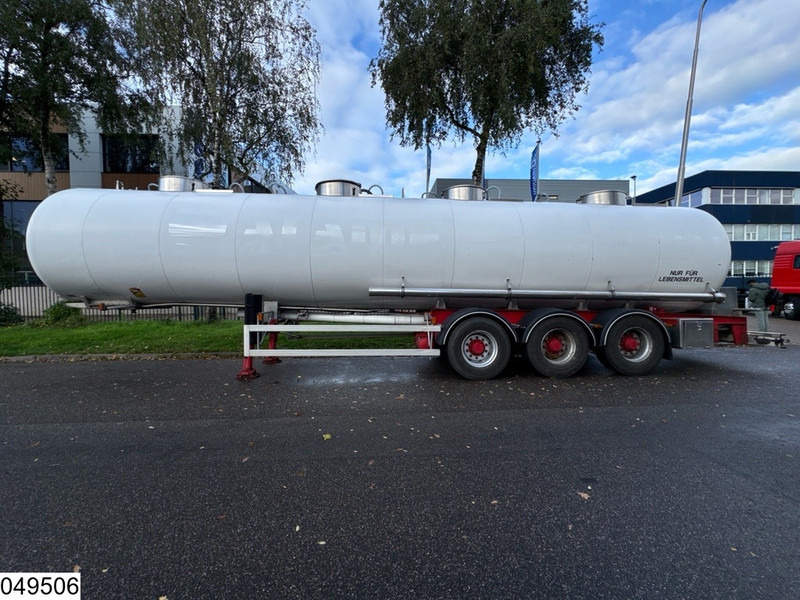 Magyar Food Magyar, 38980 Liter, 4 Compartimenten - Tanker semi-trailer: picture 2 Magyar Food Magyar, 38980 Liter, 4 Compartimenten - Tanker semi-trailer: picture 2