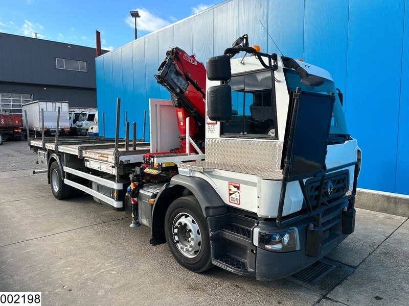 Renault D 19 280 EURO 6, Fassi, Remote - Dropside/ Flatbed truck, Crane truck: picture 3 Renault D 19 280 EURO 6, Fassi, Remote - Dropside/ Flatbed truck, Crane truck: picture 3