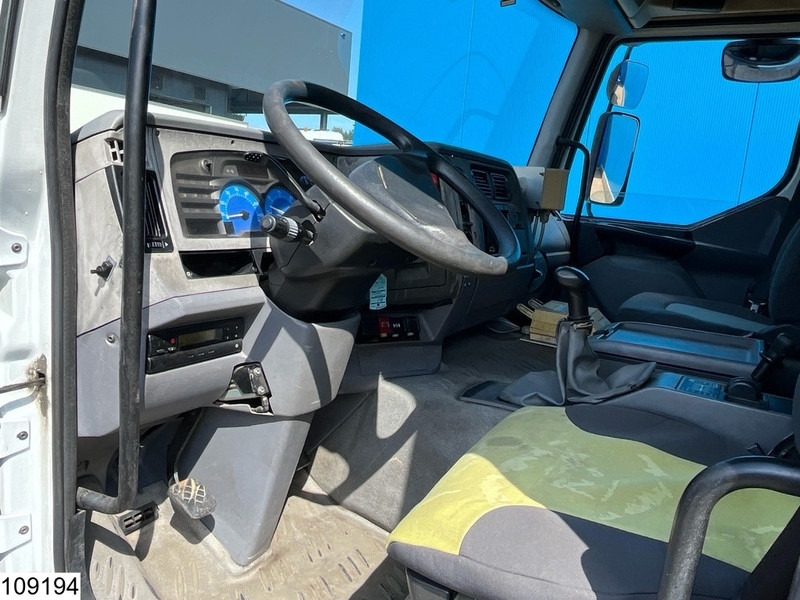 Renault Premium 270 16350 Liter, LPG GPL, Gastank, Manual - Tanker truck: picture 5 Renault Premium 270 16350 Liter, LPG GPL, Gastank, Manual - Tanker truck: picture 5
