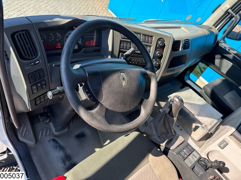 Renault Premium 320 Dxi EURO 5, Manual, FUEL, 13.390 Liter, 4 Comp. - Tanker truck: picture 5 Renault Premium 320 Dxi EURO 5, Manual, FUEL, 13.390 Liter, 4 Comp. - Tanker truck: picture 5