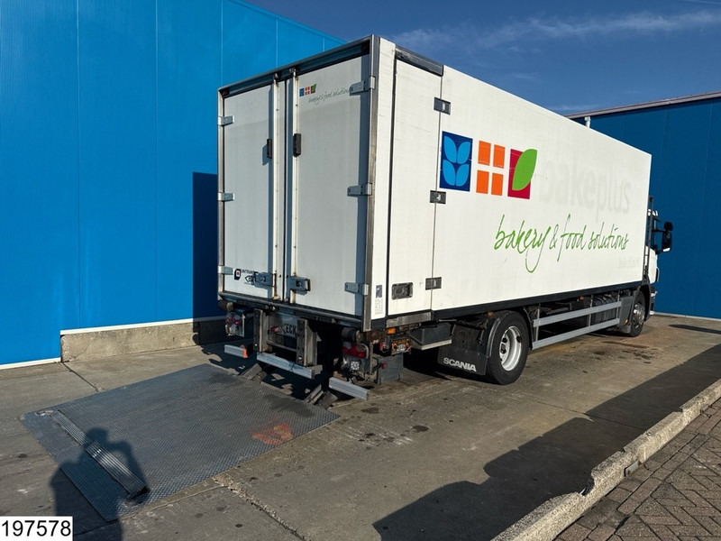 Scania P 230 Carrier, Dhollandia - Refrigerated truck: picture 5 Scania P 230 Carrier, Dhollandia - Refrigerated truck: picture 5