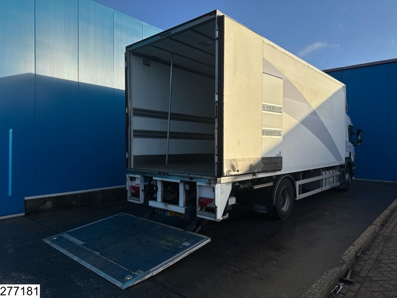 Scania P 360 EURO 5, Carrier, B.A.R. - Refrigerated truck: picture 2 Scania P 360 EURO 5, Carrier, B.A.R. - Refrigerated truck: picture 2
