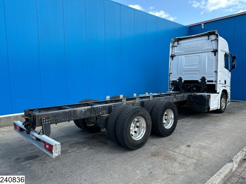 Scania R 650 6X4, EURO 6, Retarder, PTO - Cab chassis truck: picture 2 Scania R 650 6X4, EURO 6, Retarder, PTO - Cab chassis truck: picture 2