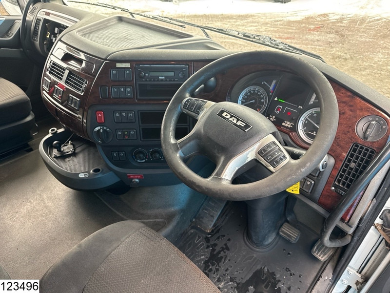 DAF XF 460 6x2, EURO 6, RHD, PTO, ACC - Tractor unit: picture 5 DAF XF 460 6x2, EURO 6, RHD, PTO, ACC - Tractor unit: picture 5