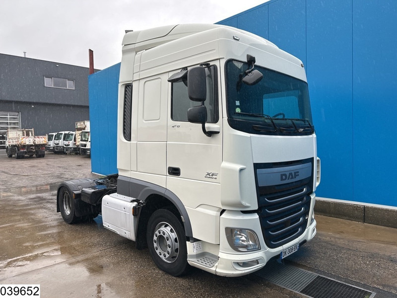 DAF XF 460 EURO 6 - Tractor unit: picture 3 DAF XF 460 EURO 6 - Tractor unit: picture 3