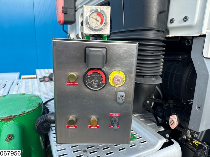 Tractor unit DAF XF 460 EURO 6, Standairco, Blower, Compressor: picture 11 Tractor unit DAF XF 460 EURO 6, Standairco, Blower, Compressor: picture 11