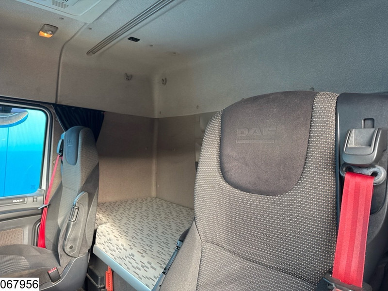 Tractor unit DAF XF 460 EURO 6, Standairco, Blower, Compressor: picture 8 Tractor unit DAF XF 460 EURO 6, Standairco, Blower, Compressor: picture 8