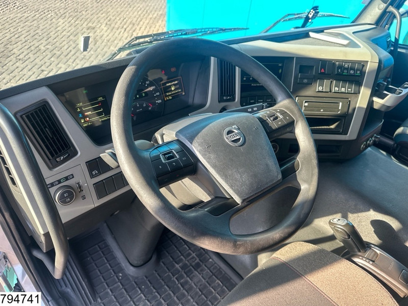 Volvo FM 420 EURO 6 - Tractor unit: picture 5 Volvo FM 420 EURO 6 - Tractor unit: picture 5