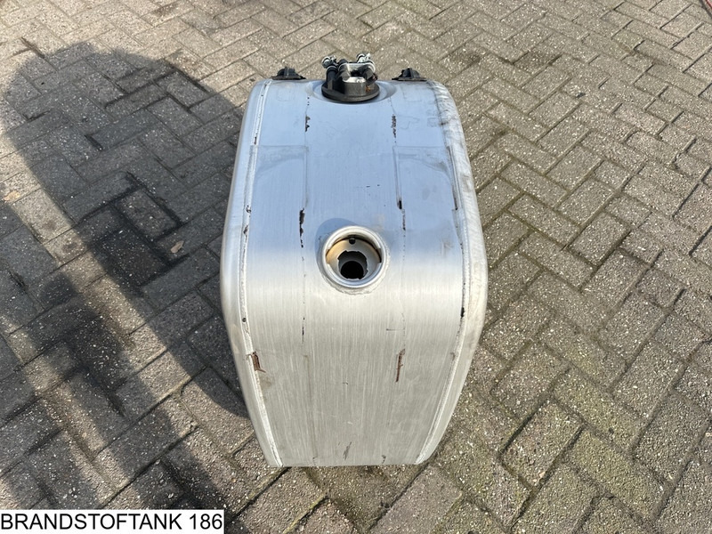 Universeel Brandstoftank - Fuel tank: picture 2 Universeel Brandstoftank - Fuel tank: picture 2