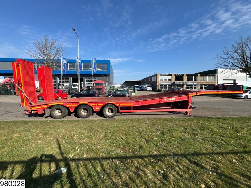 Verem Lowbed 45,000KG, Steering axle, Hydraulic, Winch - Low loader semi-trailer: picture 5 Verem Lowbed 45,000KG, Steering axle, Hydraulic, Winch - Low loader semi-trailer: picture 5