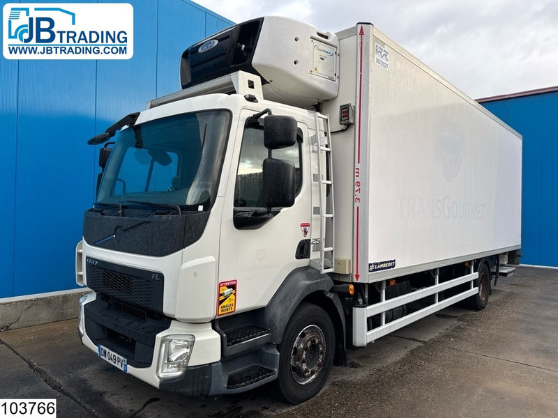 Volvo FL 250 EURO 6, Dhollandia, Carrier, 3 Compartments - Refrigerated truck: picture 1 Volvo FL 250 EURO 6, Dhollandia, Carrier, 3 Compartments - Refrigerated truck: picture 1