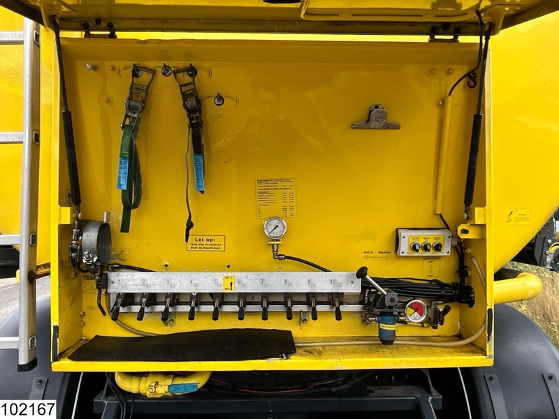WELGRO Bulk 60 m3, 10 compartments, 3x steering - Tanker semi-trailer: picture 5 WELGRO Bulk 60 m3, 10 compartments, 3x steering - Tanker semi-trailer: picture 5