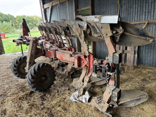 Gregoire Besson RWB9 - Plough: picture 3 Gregoire Besson RWB9 - Plough: picture 3