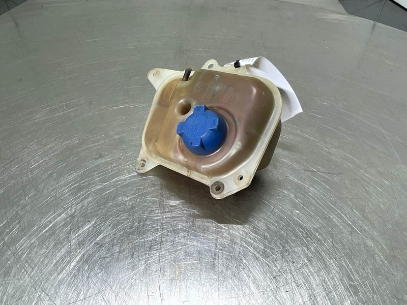 Ahlmann AZ14-4109530A/4109531A-Expansion tank/Behälter - Engine for Construction machinery: picture 4 Ahlmann AZ14-4109530A/4109531A-Expansion tank/Behälter - Engine for Construction machinery: picture 4