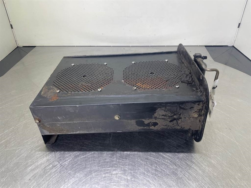 Frame/ Chassis for Construction machinery Ahlmann AZ150-4184898A-Airco condenser/Klimakondensator: picture 6 Frame/ Chassis for Construction machinery Ahlmann AZ150-4184898A-Airco condenser/Klimakondensator: picture 6