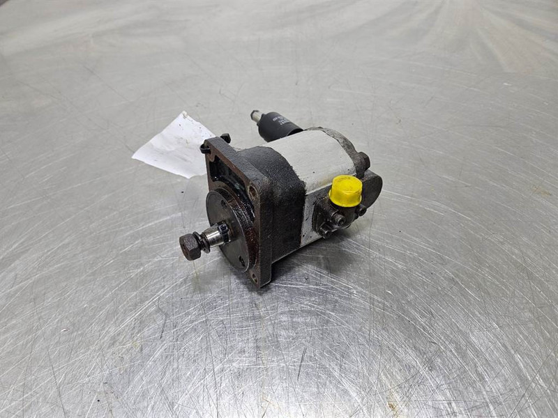 Ahlmann AZ210E-Bucher APFM200-Gearpump/Lueftermotor - Hydraulics for Construction machinery: picture 1 Ahlmann AZ210E-Bucher APFM200-Gearpump/Lueftermotor - Hydraulics for Construction machinery: picture 1