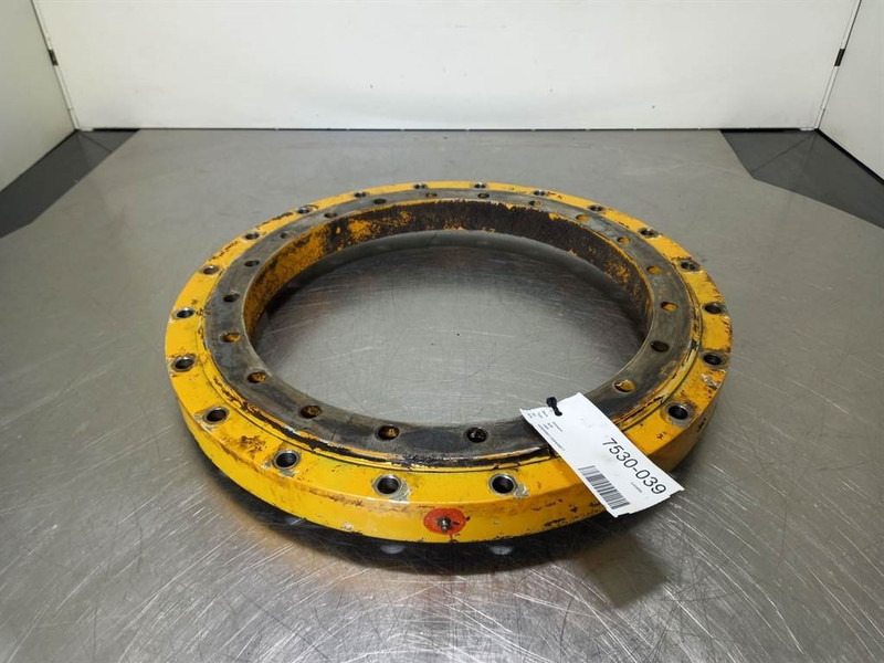 Ahlmann AZ6-4197762A-Slewing ring/Drehkranz/Draaikrans - Frame/ Chassis for Construction machinery: picture 3 Ahlmann AZ6-4197762A-Slewing ring/Drehkranz/Draaikrans - Frame/ Chassis for Construction machinery: picture 3