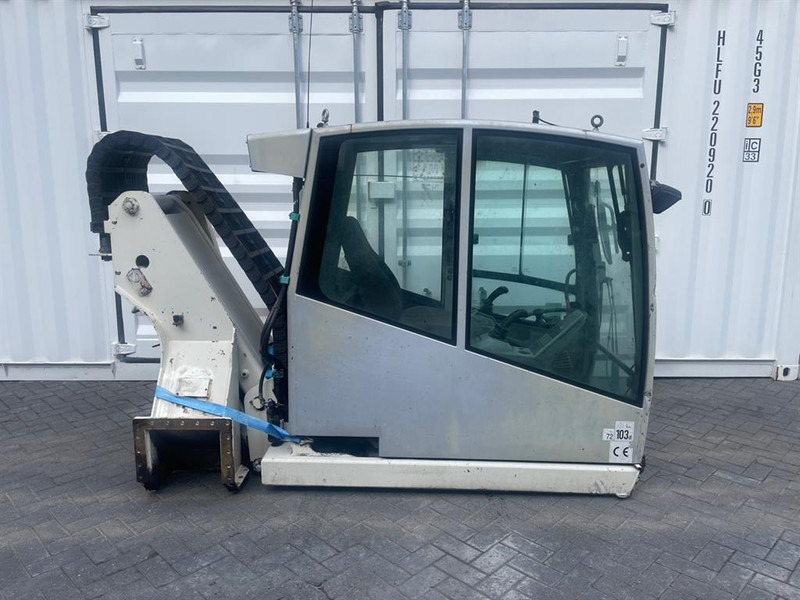 Atlas 1704MH - Cabin/Kabine/Cabine - Cab and interior for Construction machinery: picture 2 Atlas 1704MH - Cabin/Kabine/Cabine - Cab and interior for Construction machinery: picture 2