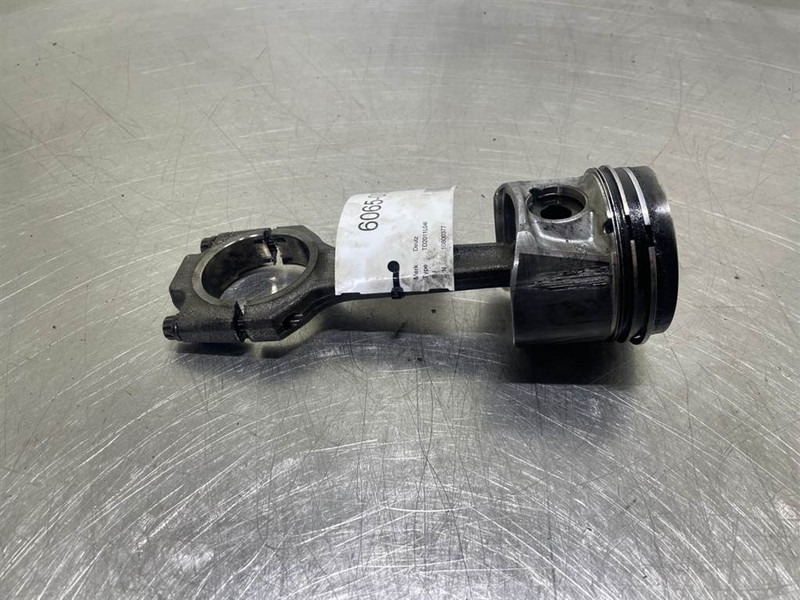 Deutz TD2011L04I - Piston/Kolben/Zuiger - Engine for Construction machinery: picture 5 Deutz TD2011L04I - Piston/Kolben/Zuiger - Engine for Construction machinery: picture 5