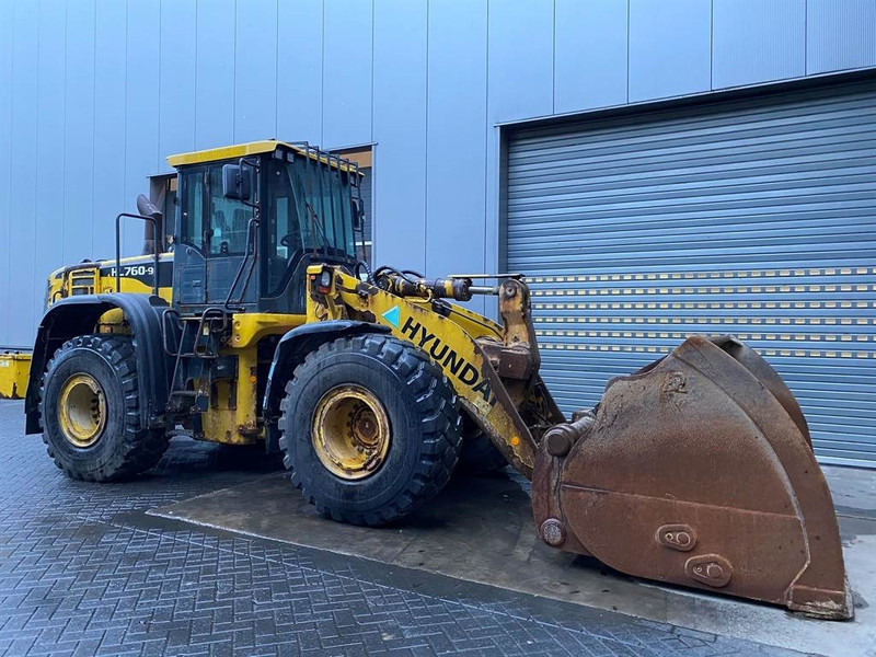 Hyundai HL 760 -9 (For parts) - Wheel loader: picture 1 Hyundai HL 760 -9 (For parts) - Wheel loader: picture 1