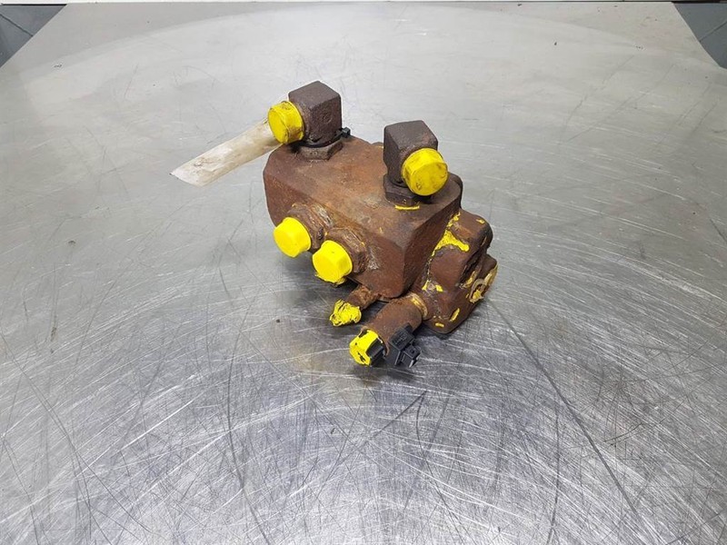Hyundai HL760-9 - Valve/Ventile/Ventiel - Hydraulics: picture 3 Hyundai HL760-9 - Valve/Ventile/Ventiel - Hydraulics: picture 3