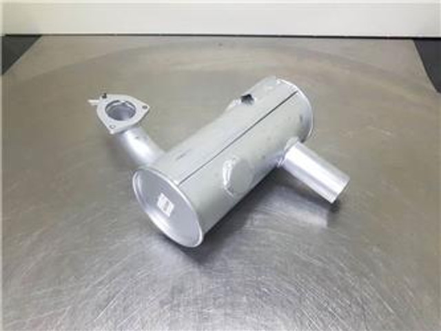 JCB 3CX-993/66200-Wacker Neuson 1000001785-Exhaust - Engine for Construction machinery: picture 1 JCB 3CX-993/66200-Wacker Neuson 1000001785-Exhaust - Engine for Construction machinery: picture 1