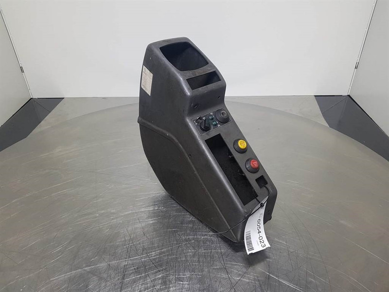 Komatsu PW 75/95 (FAI) - Dashboard/Console/Konsole - Cab and interior for Construction machinery: picture 1 Komatsu PW 75/95 (FAI) - Dashboard/Console/Konsole - Cab and interior for Construction machinery: picture 1