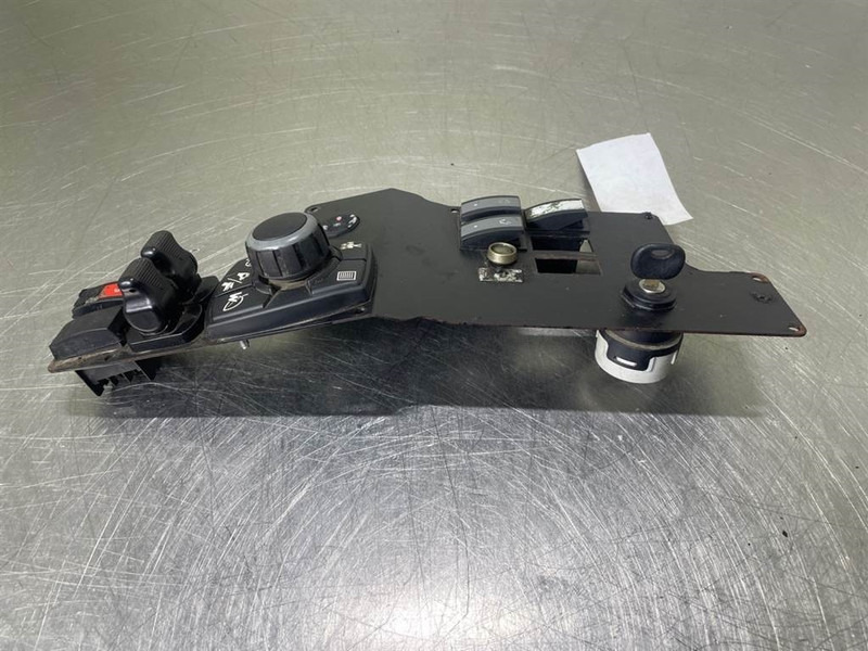 Mecalac 12MTX-3834673/3833717-Dashboard/Console/Konsole - Cab and interior for Construction machinery: picture 1 Mecalac 12MTX-3834673/3833717-Dashboard/Console/Konsole - Cab and interior for Construction machinery: picture 1