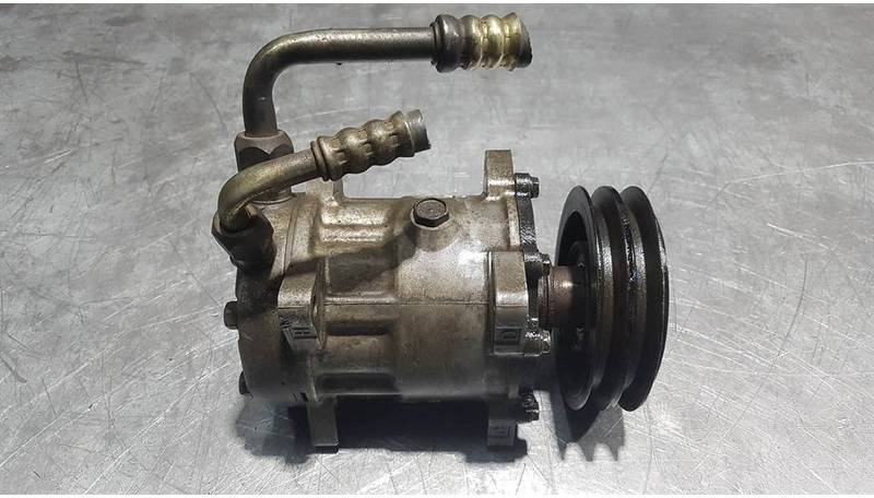 SANDEN U4652 - Compressor/Kompressor/Aircopomp - AC compressor for Construction machinery: picture 2 SANDEN U4652 - Compressor/Kompressor/Aircopomp - AC compressor for Construction machinery: picture 2