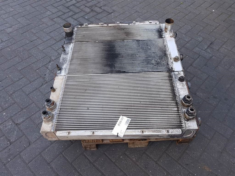 Sennebogen 818 - Cooler/Kühler/Koeler - Engine and parts for Construction machinery: picture 1 Sennebogen 818 - Cooler/Kühler/Koeler - Engine and parts for Construction machinery: picture 1