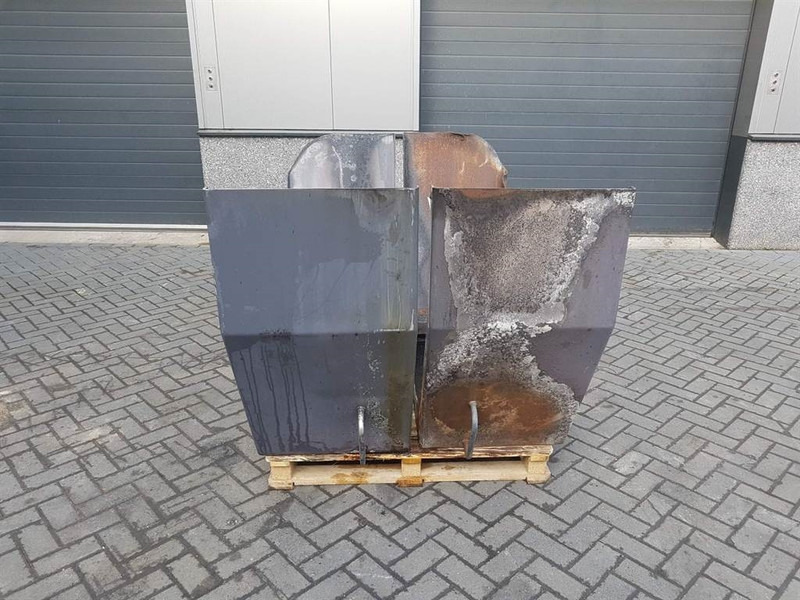 Terex TL260-0457006031-Mud guard/Kotfluegel/Spatbord - Fender for Construction machinery: picture 2 Terex TL260-0457006031-Mud guard/Kotfluegel/Spatbord - Fender for Construction machinery: picture 2