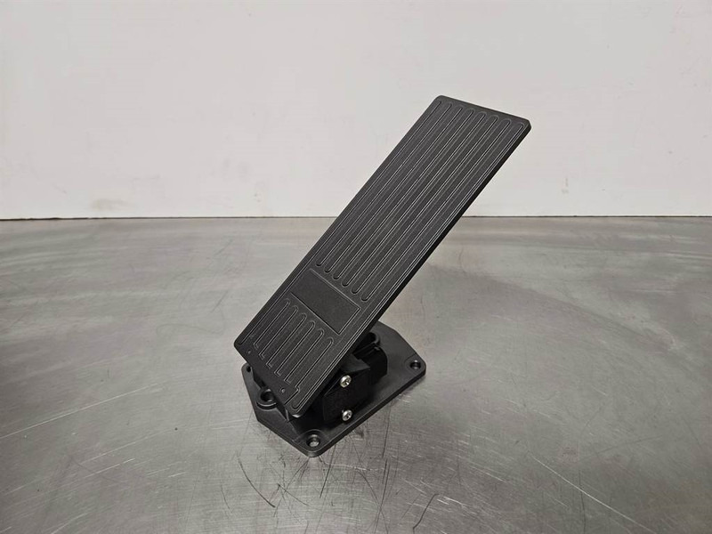 Terex TL260-5350260006-Gas pedal/Fusspedal/Gaspedaal - Electrical system for Construction machinery: picture 3 Terex TL260-5350260006-Gas pedal/Fusspedal/Gaspedaal - Electrical system for Construction machinery: picture 3