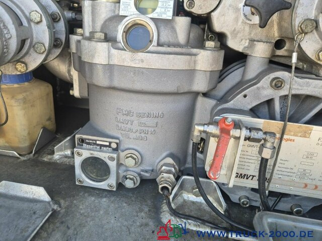 MAN 26.400 Lindner Fischer 20500l ADR Untenbefüllung - Tanker truck: picture 4 MAN 26.400 Lindner Fischer 20500l ADR Untenbefüllung - Tanker truck: picture 4