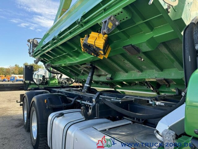 MAN TGS 26.500 6x4 Meiller + Kran + Bordmatik 137TKM - Tipper, Crane truck: picture 2 MAN TGS 26.500 6x4 Meiller + Kran + Bordmatik 137TKM - Tipper, Crane truck: picture 2