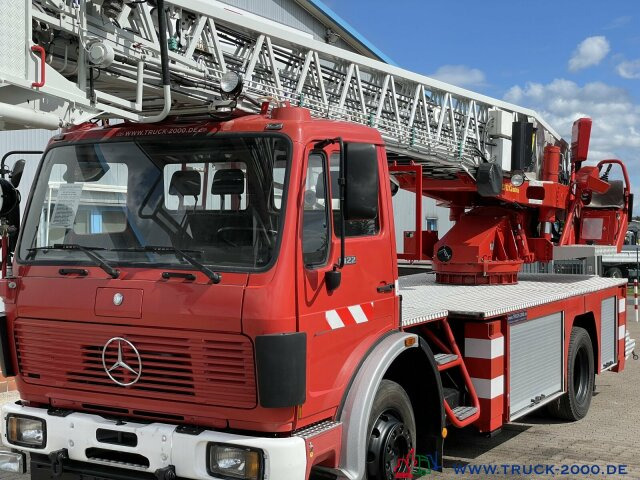 Mercedes-Benz 1422NG Ziegler Feuerwehr Drehleiter 30m Rettung - Truck mounted aerial platform: picture 4 Mercedes-Benz 1422NG Ziegler Feuerwehr Drehleiter 30m Rettung - Truck mounted aerial platform: picture 4