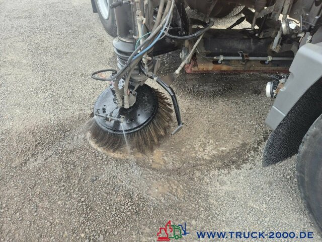 Mercedes-Benz 1518 Faun Viajet 6RH sep.Aufbaumotor Hecksauger - Road sweeper: picture 4 Mercedes-Benz 1518 Faun Viajet 6RH sep.Aufbaumotor Hecksauger - Road sweeper: picture 4