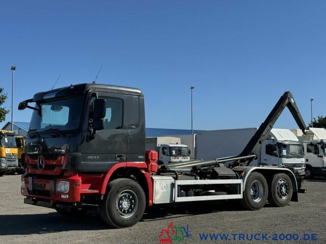 Mercedes-Benz Actros 2544 6x2 Meiller RK 20.65 AHK 24.000 Kg - Hook lift truck: picture 4 Mercedes-Benz Actros 2544 6x2 Meiller RK 20.65 AHK 24.000 Kg - Hook lift truck: picture 4
