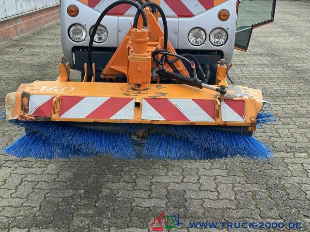 Multicar Kiefer Boki 1151 Winterdienst Besen 12.866 km - Road sweeper: picture 4 Multicar Kiefer Boki 1151 Winterdienst Besen 12.866 km - Road sweeper: picture 4