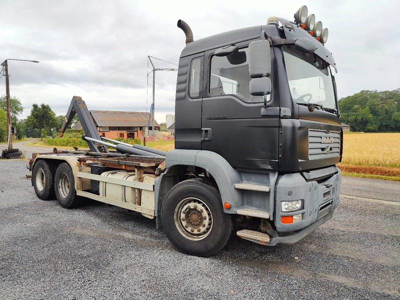 MAN TGA 26.350 6x4 Container AJK Euronorm 3 - Hook lift truck: picture 1 MAN TGA 26.350 6x4 Container AJK Euronorm 3 - Hook lift truck: picture 1