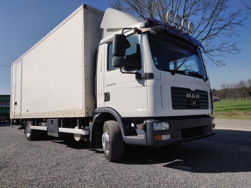 MAN TGL 12.210 Automaat euro4 - Box truck: picture 2 MAN TGL 12.210 Automaat euro4 - Box truck: picture 2