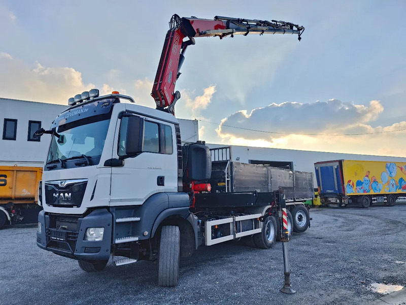 MAN TGS 35.500 Tridem 8x4 Euro6 Kipper Kraan Fassi F365 - Tipper, Crane truck: picture 2 MAN TGS 35.500 Tridem 8x4 Euro6 Kipper Kraan Fassi F365 - Tipper, Crane truck: picture 2