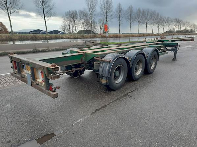 Bulthuis 3UCC 39 EU - Container transporter/ Swap body semi-trailer: picture 4 Bulthuis 3UCC 39 EU - Container transporter/ Swap body semi-trailer: picture 4