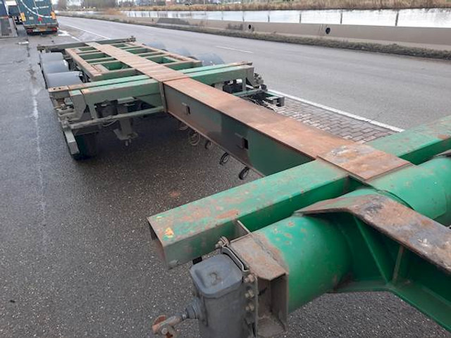 Container transporter/ Swap body semi-trailer Bulthuis 3UCC 39 EU: picture 9