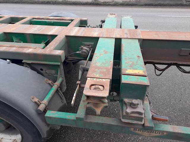 Container transporter/ Swap body semi-trailer Bulthuis 3UCC 39 EU: picture 10